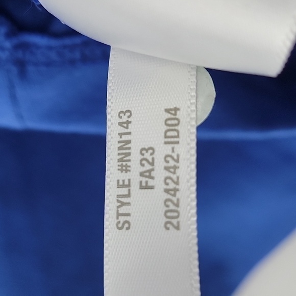 Madewell Heavyweight Jersey Crewneck Tee in Blue Parasol size XS NWT NM143 - Picture 7 of 8